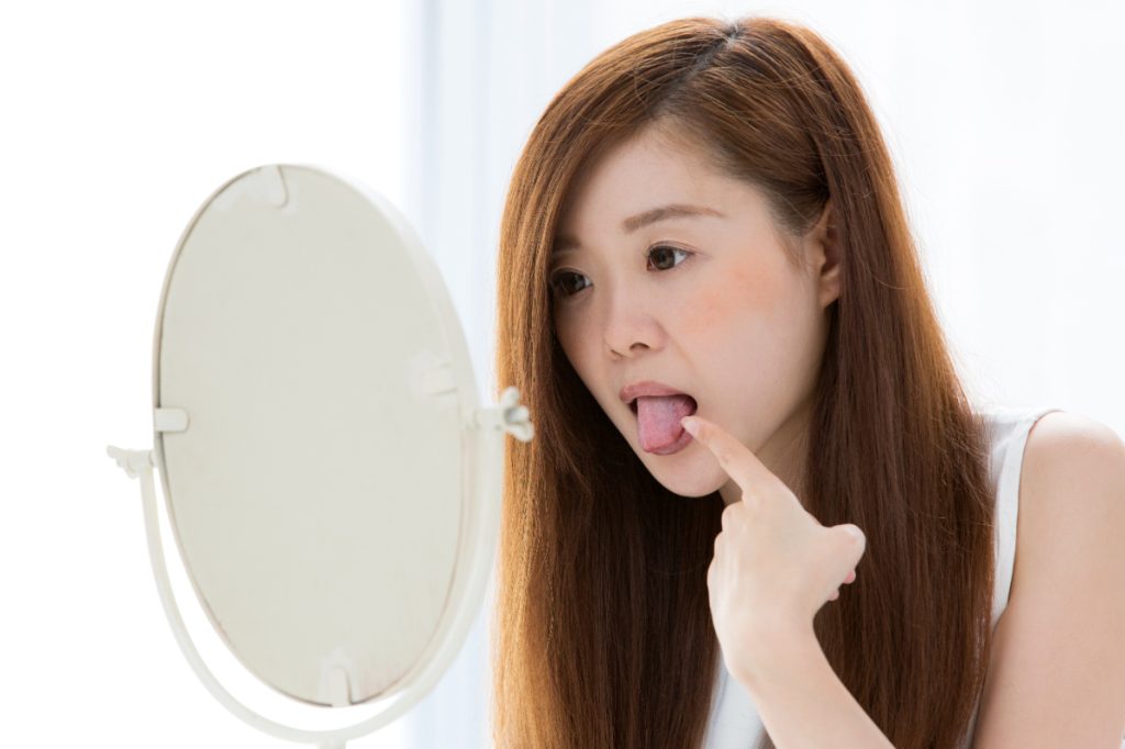 舌の色や形で分かる口腔内の健康状態を解説 - クローバー歯科東大島|東大島(江東区)の歯医者なら駅から徒歩2分のクローバー歯科まで